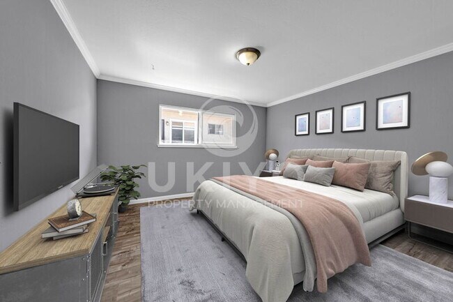 Building Photo - 3007 Nicol Ave