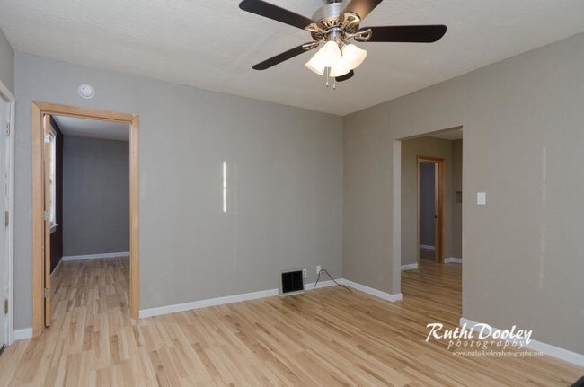 Foto del edificio - 1620 Kinsella Ave