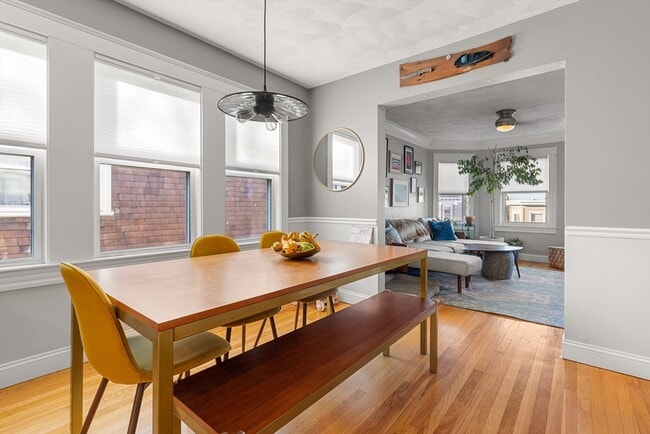 Building Photo - 24 Thelma Rd