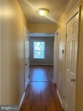 Building Photo - 2058 Chadwick Terrace