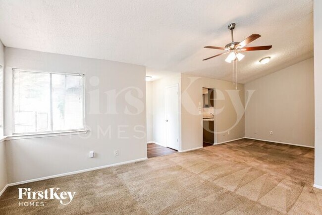 Foto del edificio - 6356 Porterway Dr