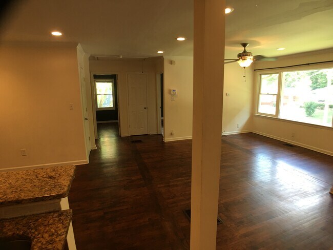 Living Room - 732 Custer Ave SE