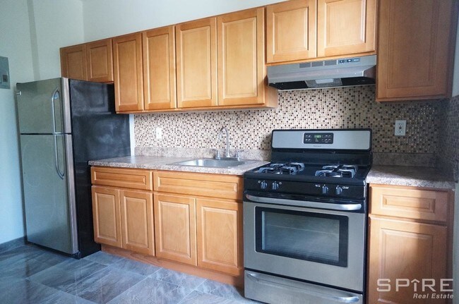 Foto del edificio - 1602 E 43rd St
