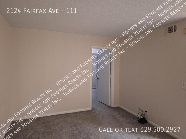 Building Photo - 2124 Fairfax Ave