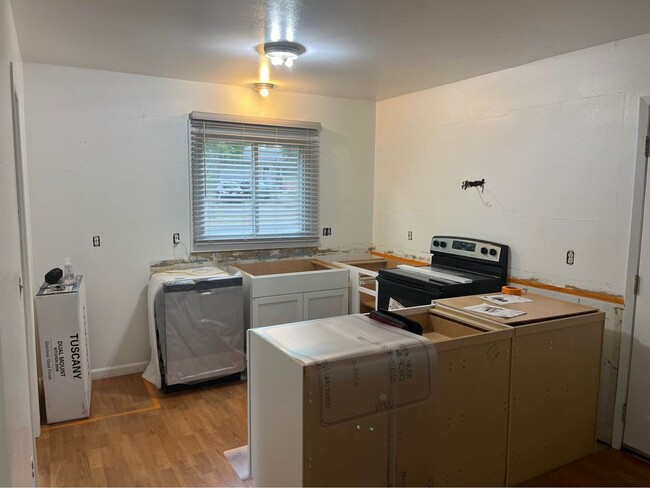 Kitchen (under construction) - 709 Vernon Ave
