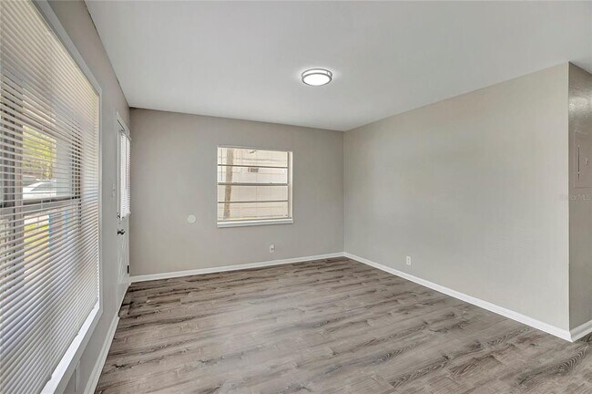 Foto del edificio - 7015 Filbert Ln