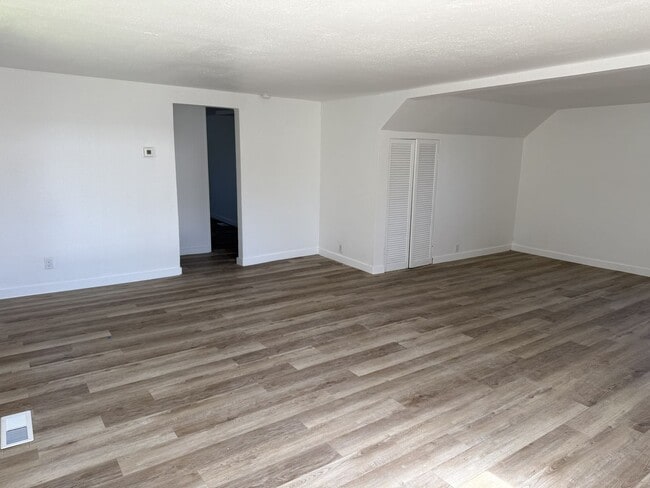 Foto del edificio - Spacious 4 Bed/2 bath North Bend Charmer