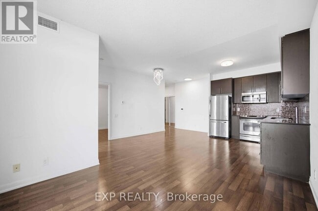 Building Photo - 17 Anndale Dr