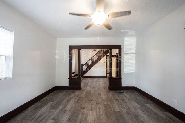 Foto del edificio - 1040 Winfield Ave