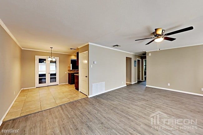 Building Photo - 235 Trudell Dr