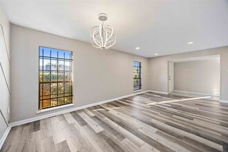 Building Photo - 14515 Merry Meadow Dr