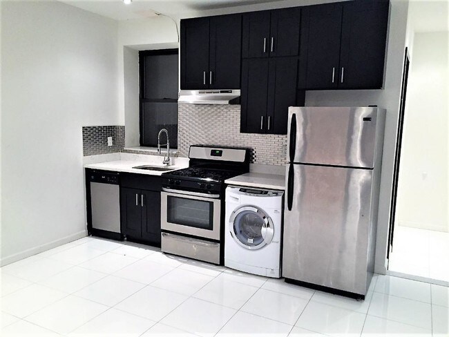 Foto del edificio - 5 W 101st St