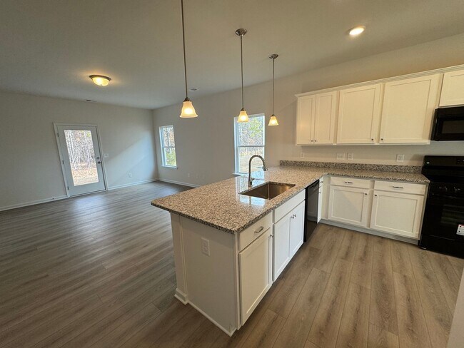 Foto del edificio - Brand New 3/2.5 House in Armuchee- $2,150