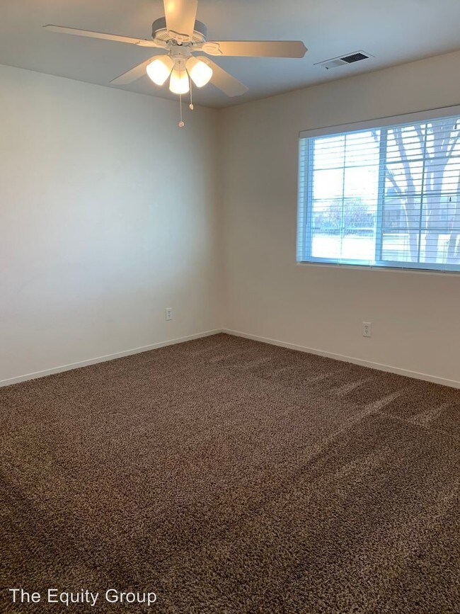 Foto del edificio - 660 10th Ave