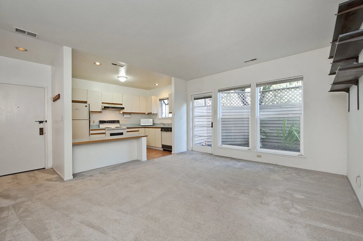 Foto principal - 2501 Dana St