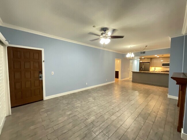 Foto del edificio - Los Caballeros: 1st Floor 2 Bedroom 2 Bath,