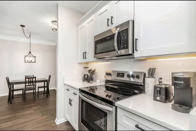 Foto del edificio - 4207 S Dale Mabry Hwy