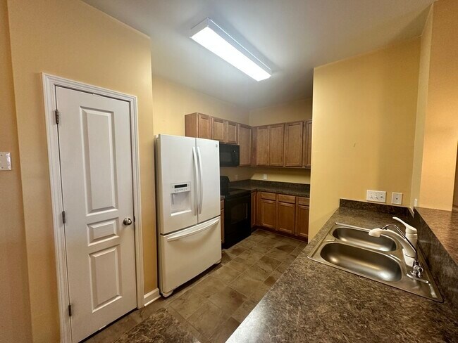 Foto del edificio - 10125 Westmoreland Rd