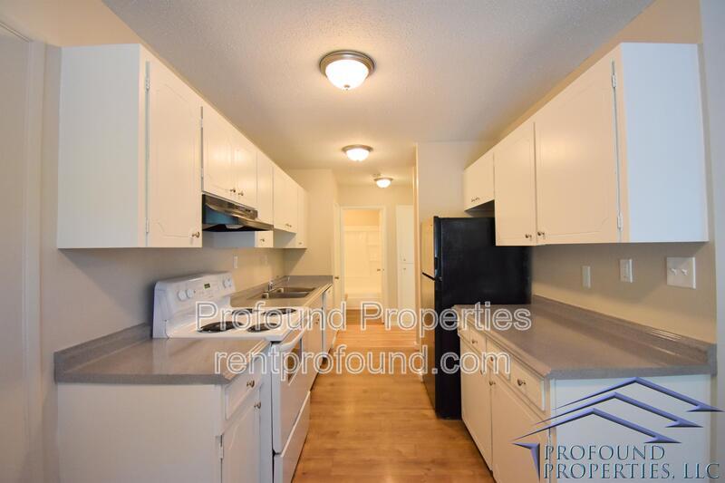 Foto principal - 706 NE 99th Ave