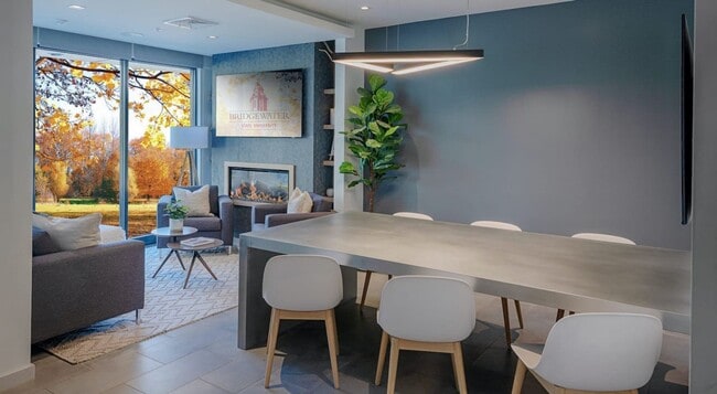 Interior Photo - Dwell 85