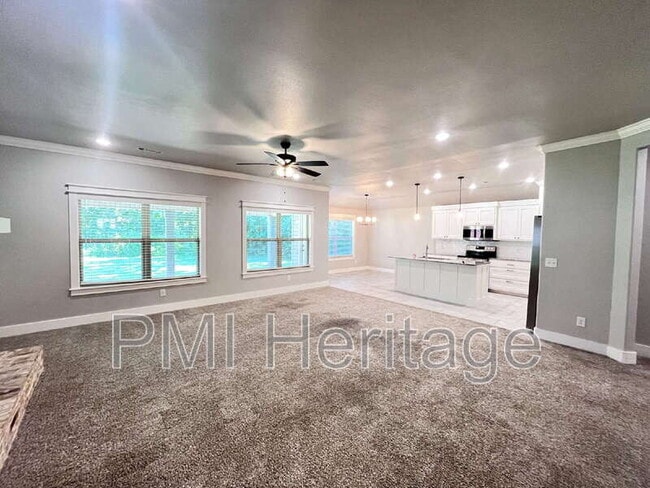 Building Photo - 24 Bonhill Ln