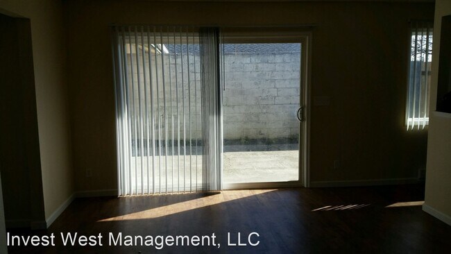 Building Photo - 315-408 SE 118th Ave