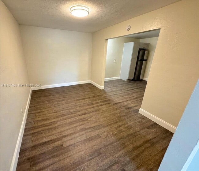 Foto del edificio - 10601 NW 45th St