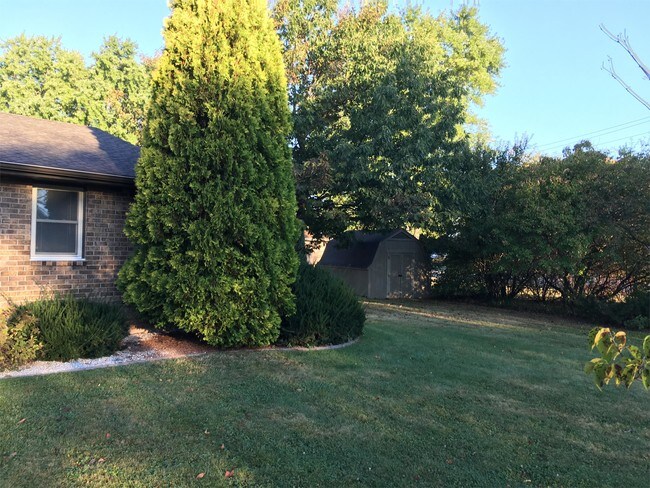 Foto del edificio - 2100 Kay Marie Rd