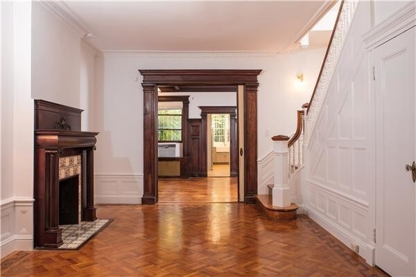 Building Photo - 536 4th Street