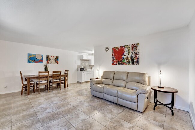 Foto del edificio - 813 Middle St