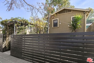 Building Photo - 1714 Echo Park Ave