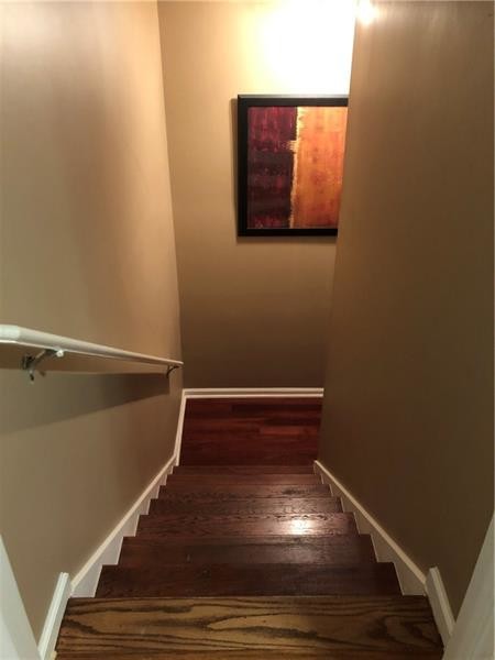 Building Photo - 6435 Queens Court Trace