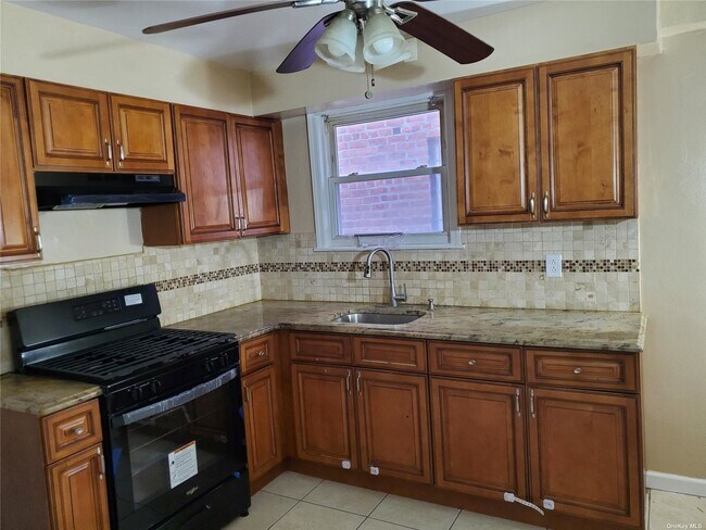 Foto del edificio - 1002 E 53rd St