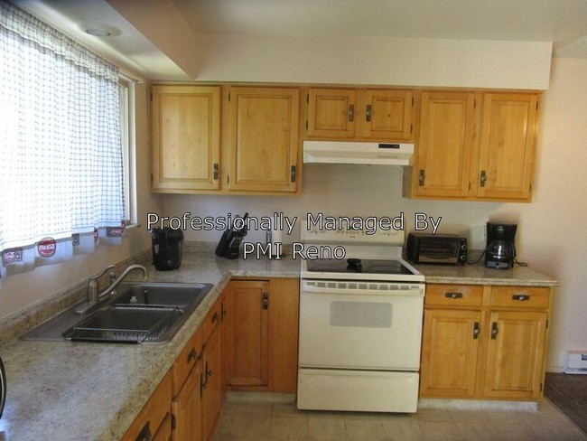Foto del edificio - 184 Smithridge Park