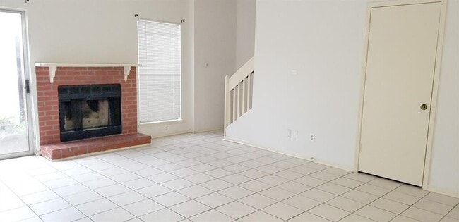 Building Photo - 12400 Brookglade Cir