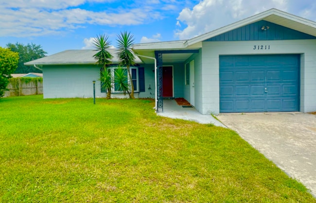 Building Photo - 31211 Stoney Brook Dr