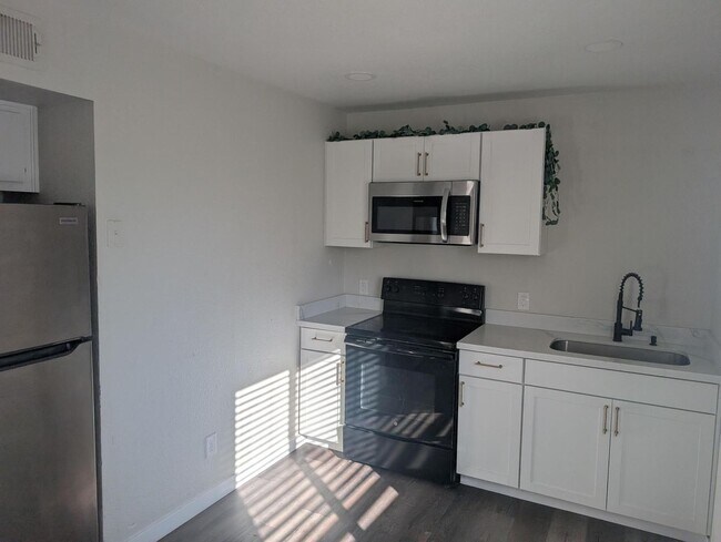 Foto del edificio - 7160 N 53rd Ave