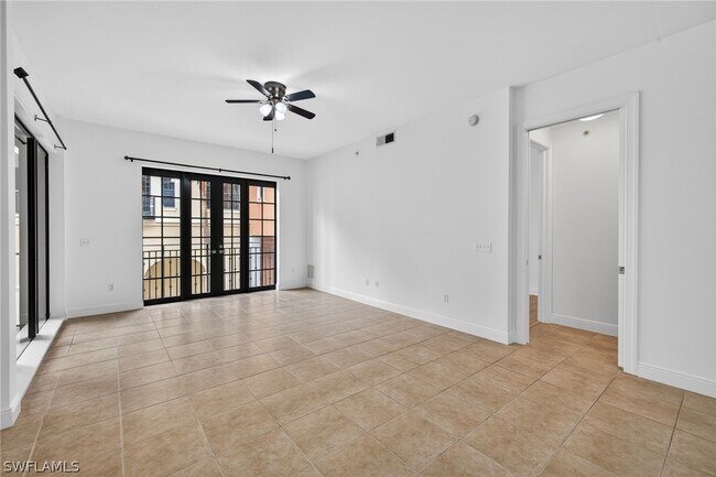 Foto del edificio - 8010 Via Sardinia St