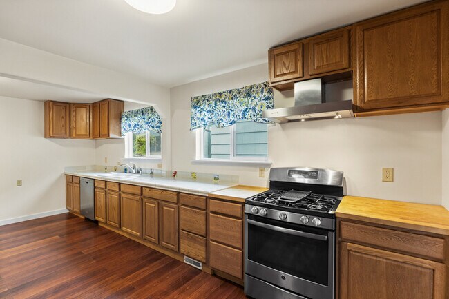 Foto del edificio - 4724 S Findlay St