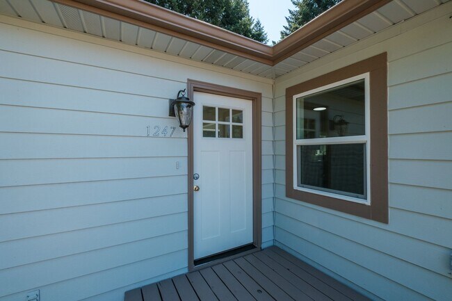 Foto del edificio - 1247 Clark Mill Rd