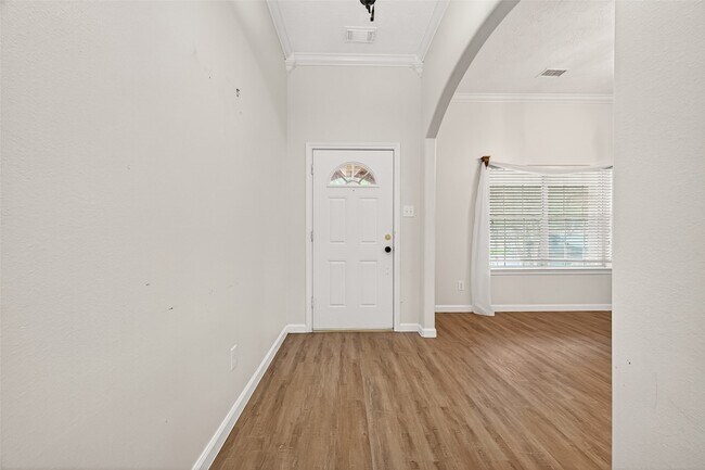 Foto del edificio - 5517 Autumn Ash Ln