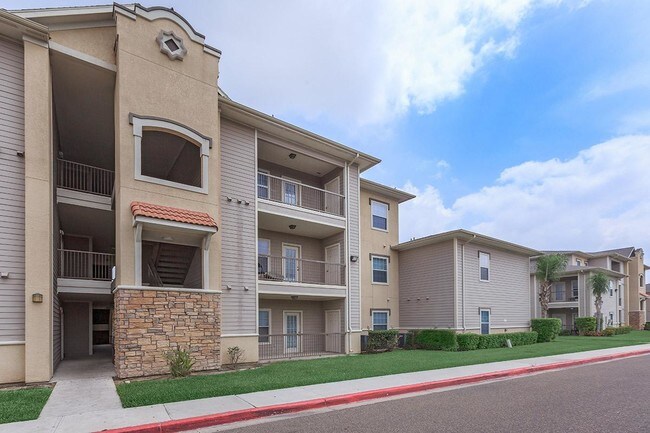 Retama Village Apartments Mcallen Tx Building Photo Retama Village Apartments