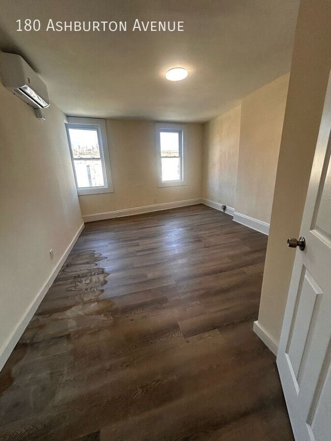 Photo - 180 Ashburton Ave Apartment