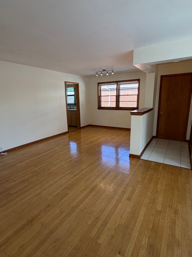 Foto del edificio - 970 Saylor Ave