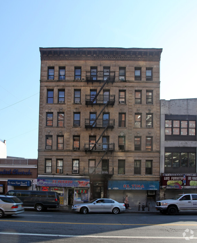 Foto del edificio - 511 W 125th St