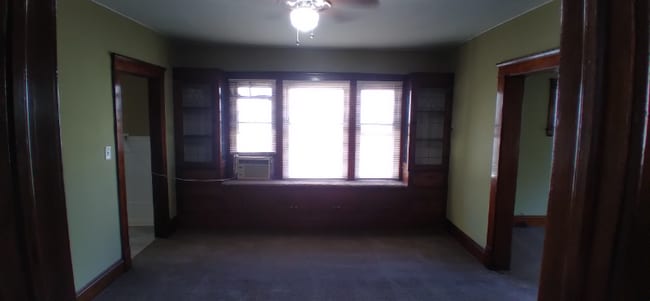 Building Photo - 7130 Clement Ave