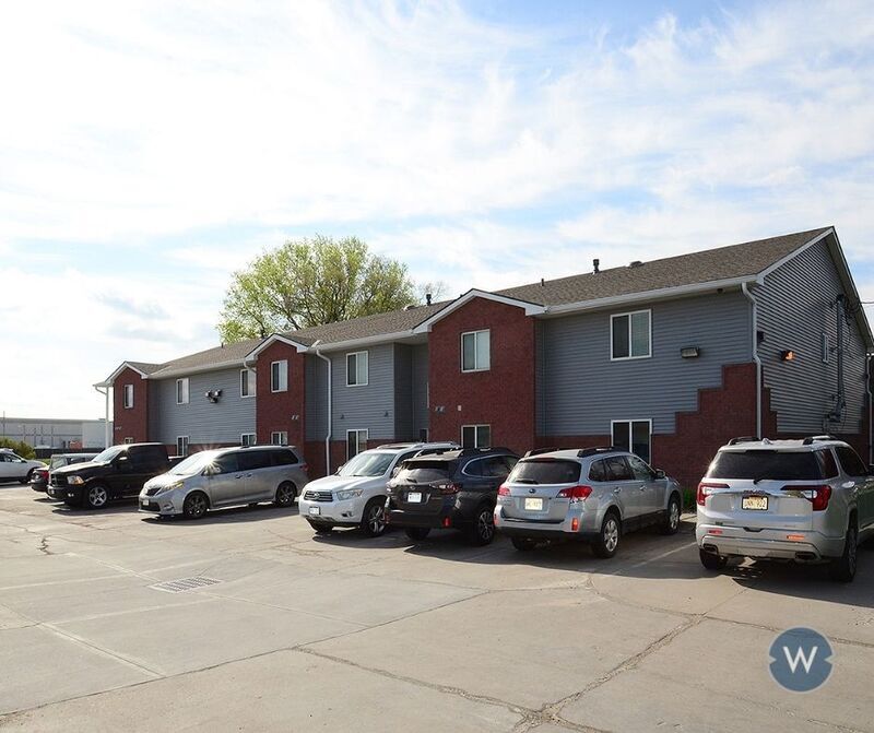 345 S 78th St Unit 101, Omaha, NE 68114 Condo for Rent in Omaha, NE