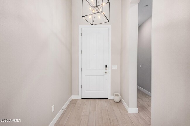 Foto del edificio - 1882 N 140th Dr