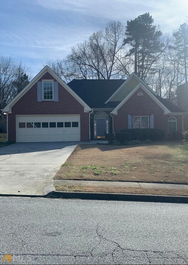 Primary Photo - 590 Georgian Hills Dr