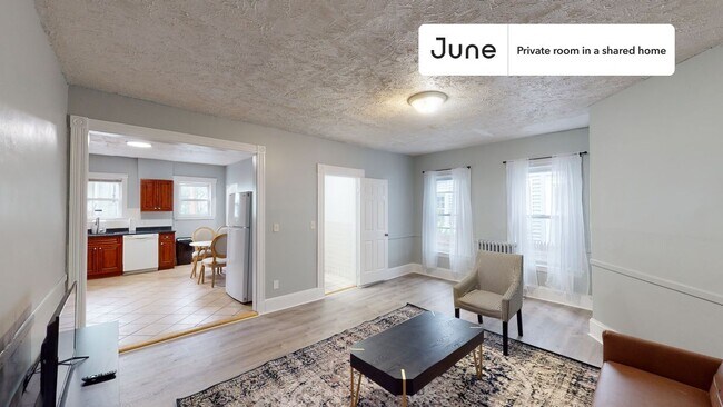 Foto del edificio - Room in Shared 7 bed/2 bath home in Allston